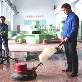 南陽(yáng)保潔服務(wù)與專業(yè)裝卸服務(wù) 為生活與商業(yè)保駕護(hù)航